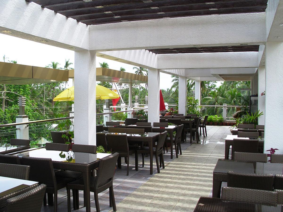 CITI Hotel Hilongos Buitenkant foto