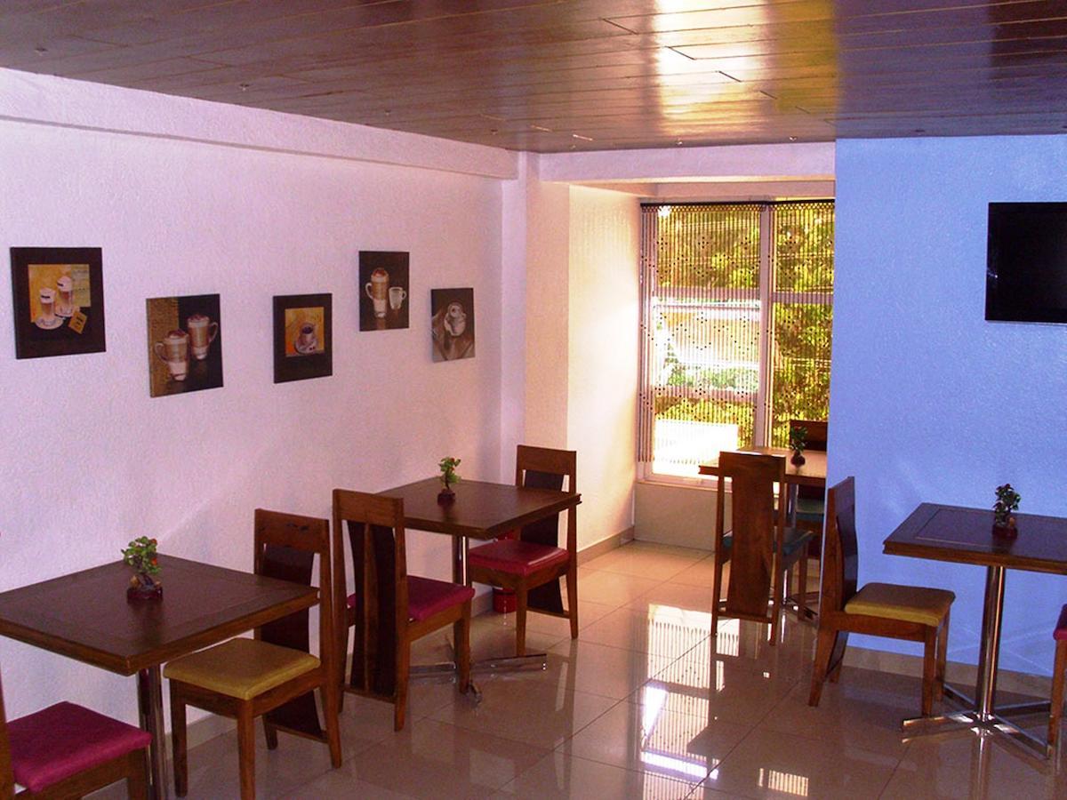 CITI Hotel Hilongos Buitenkant foto