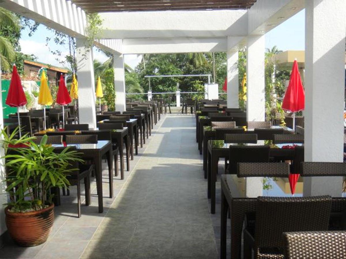 CITI Hotel Hilongos Buitenkant foto